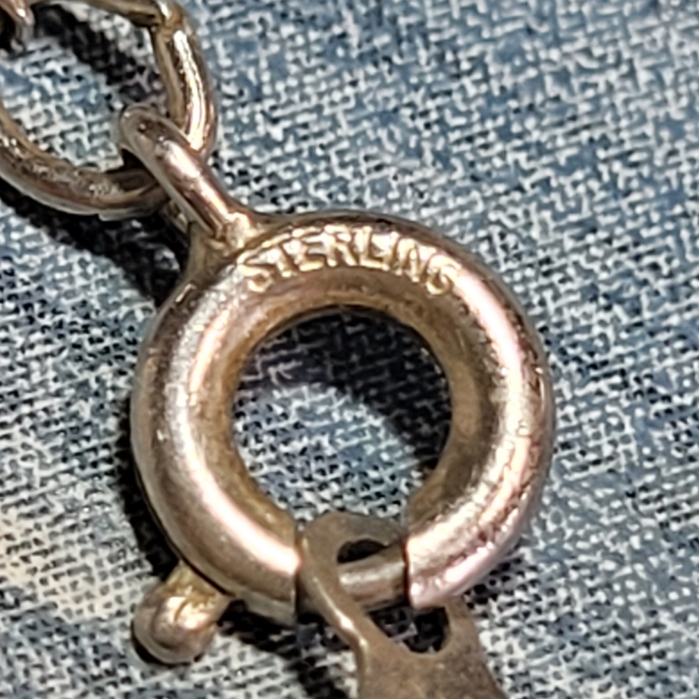 Speidel Sterling Serenity Prayer Pendant Necklace. - Picture 7 of 12